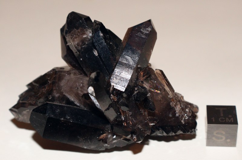 RG0842 Quartz.jpg
