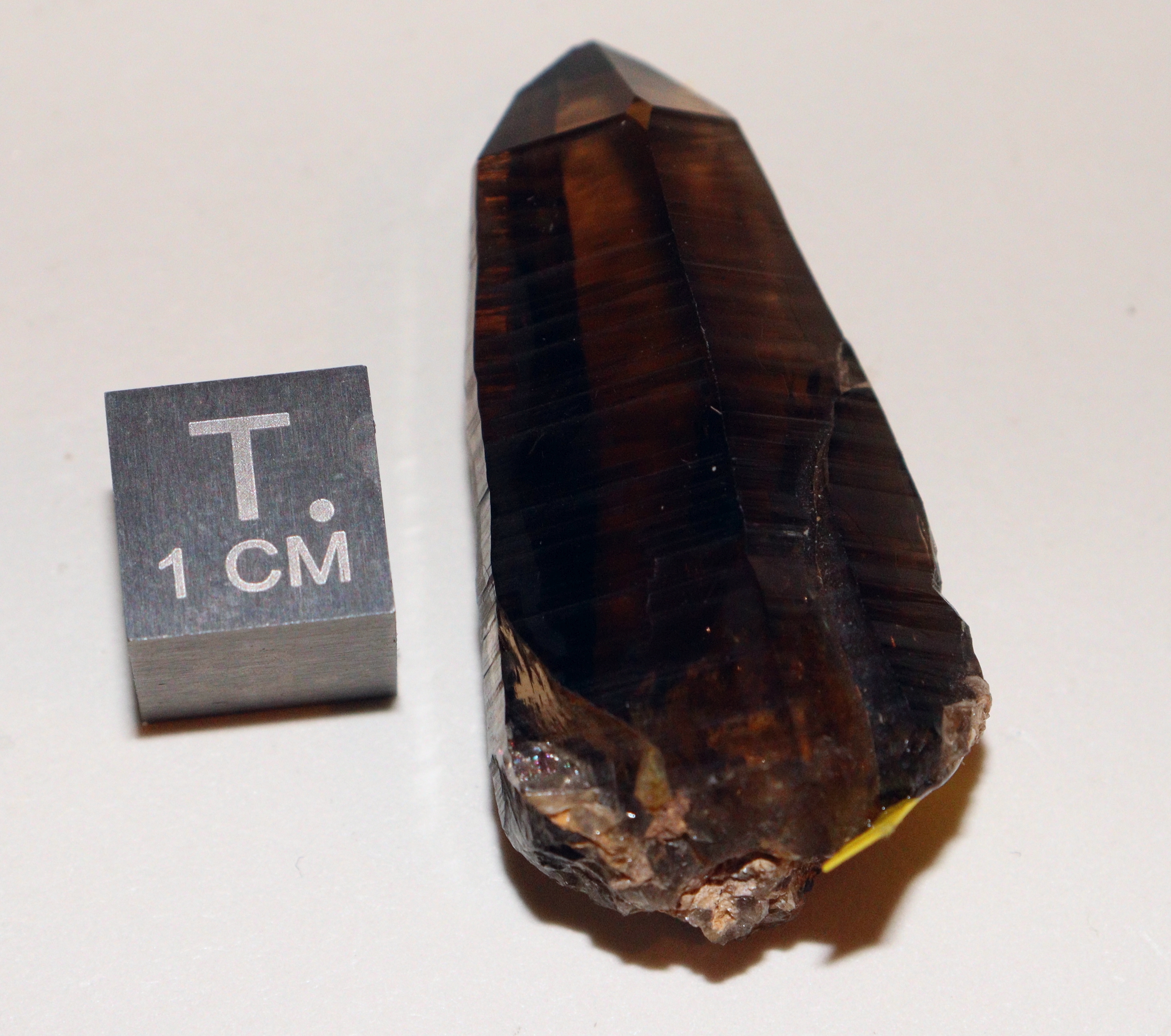 RG0850 Quartz.jpg