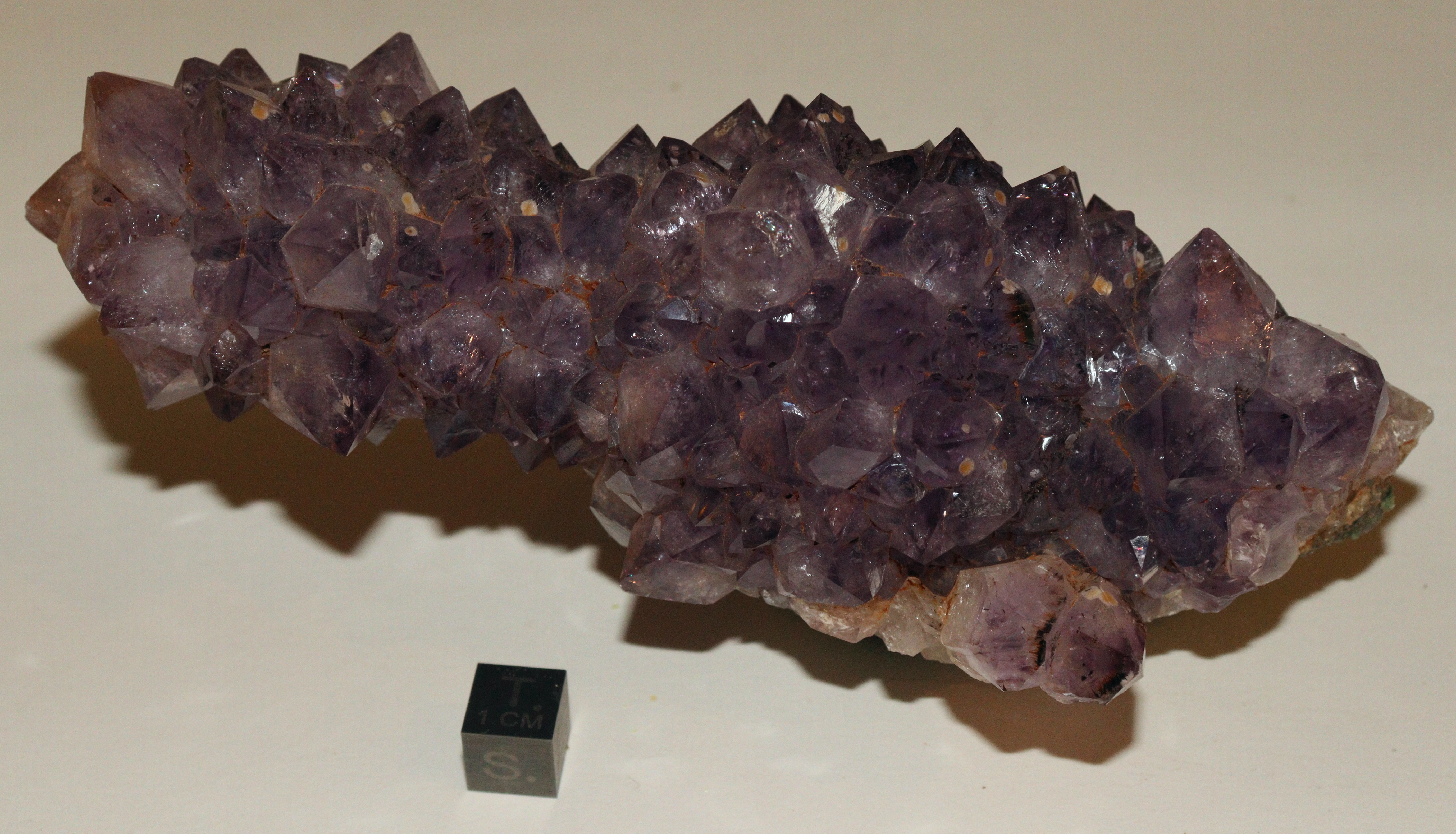 RG0870 Quartz.jpg