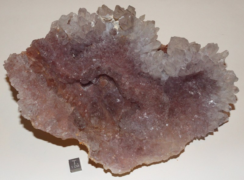 RG0885 Quartz.jpg