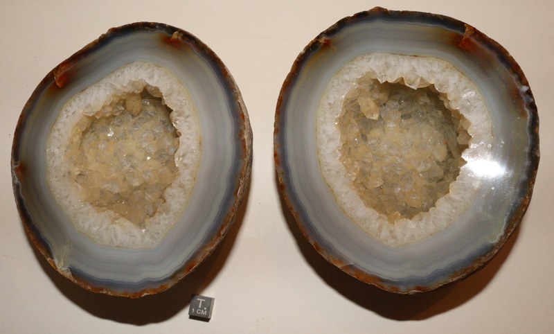 RG0888 Chalcedony.jpg