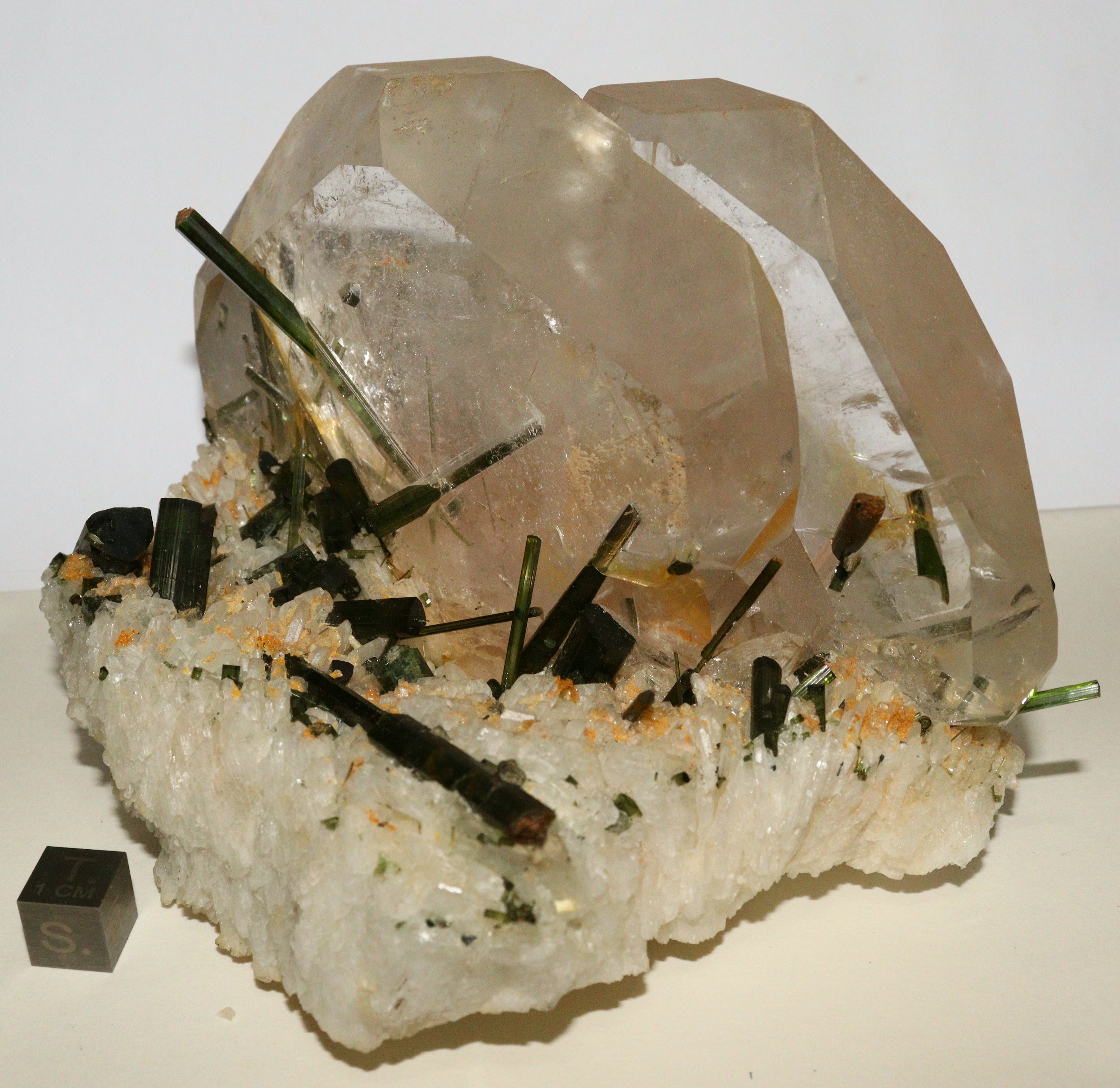 RG0893 Beryl Tourmaline 1.jpg