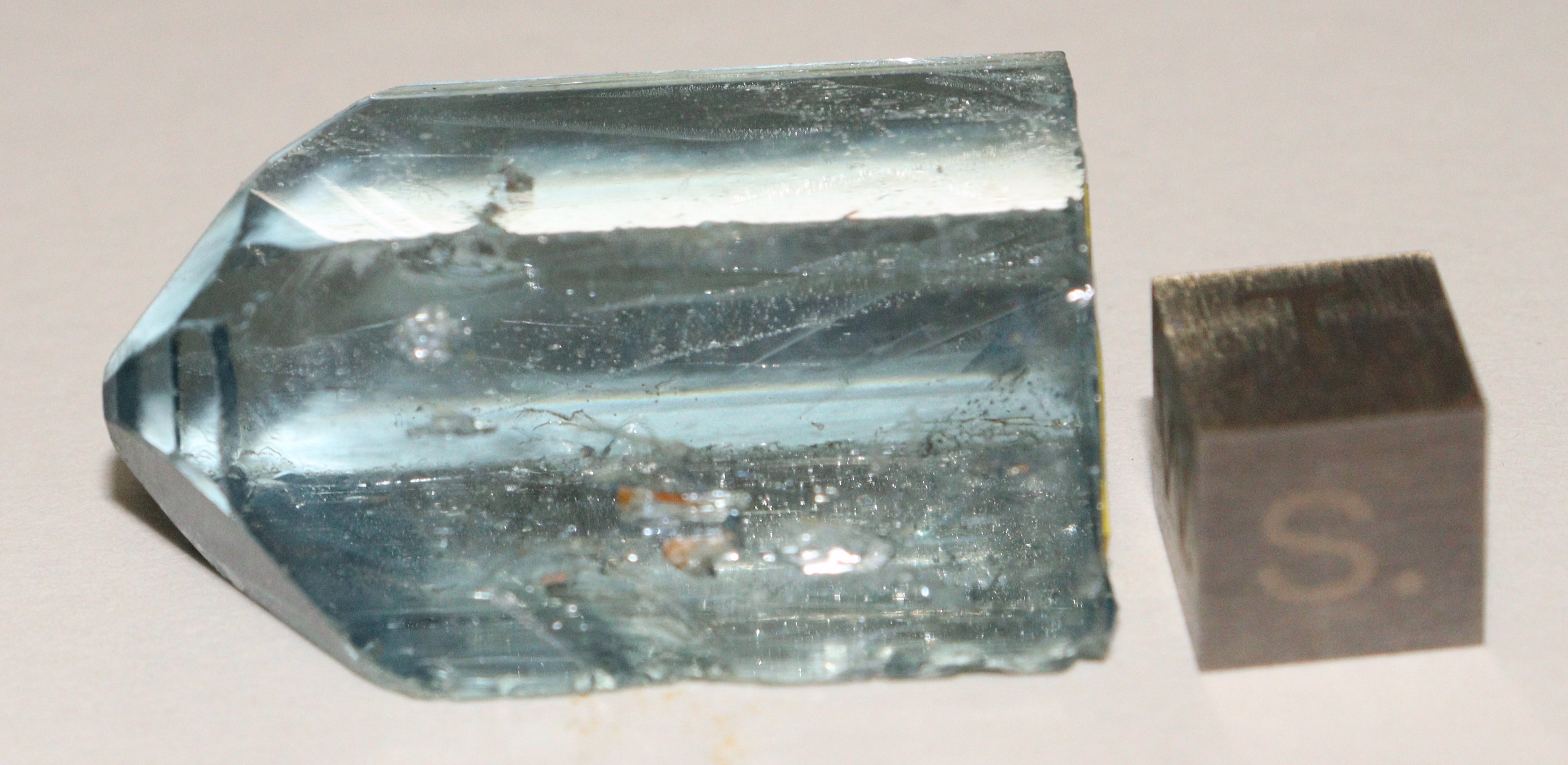 RG0898 Topaz.jpg