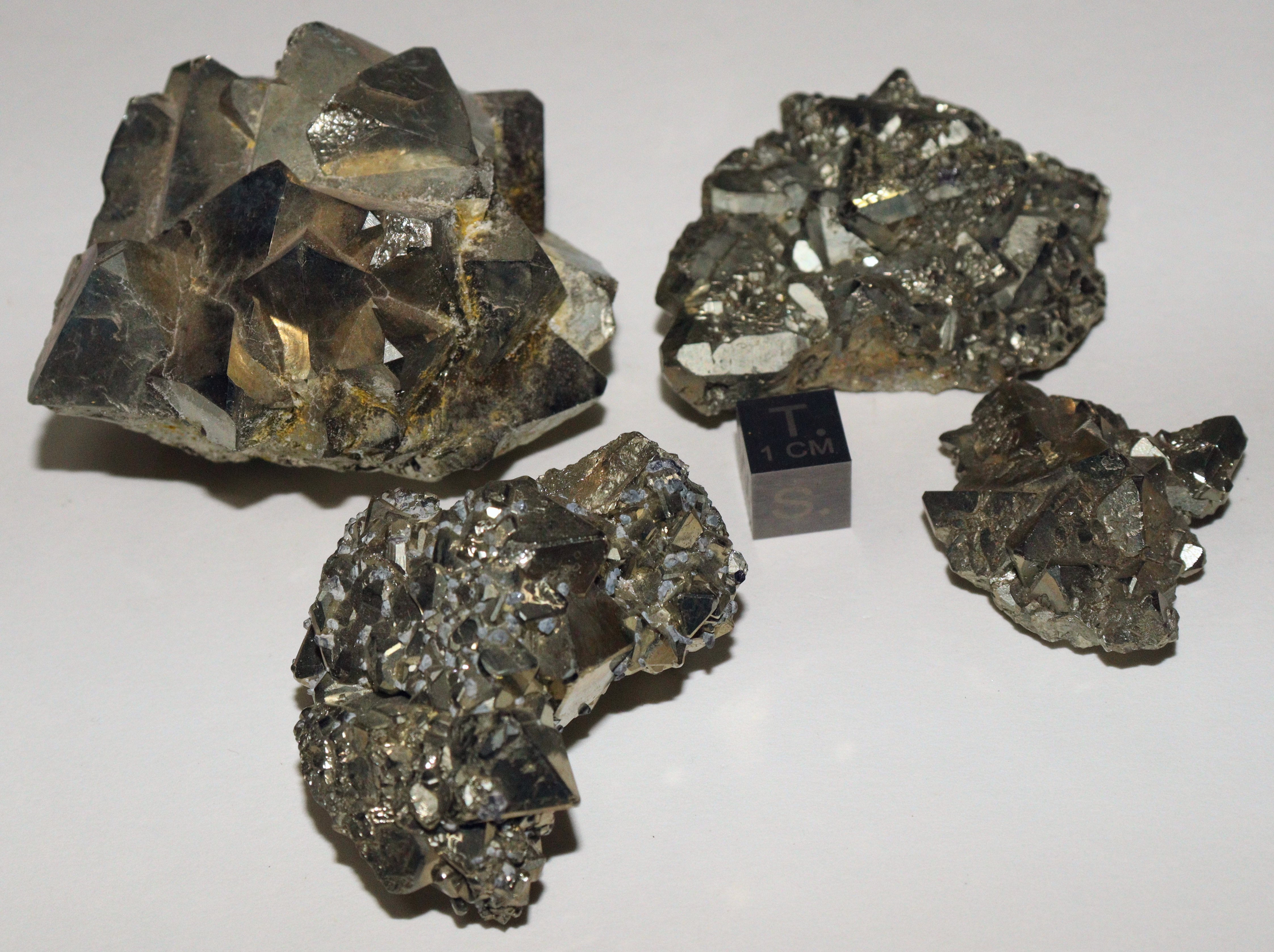 RG0900 Pyrite.jpg