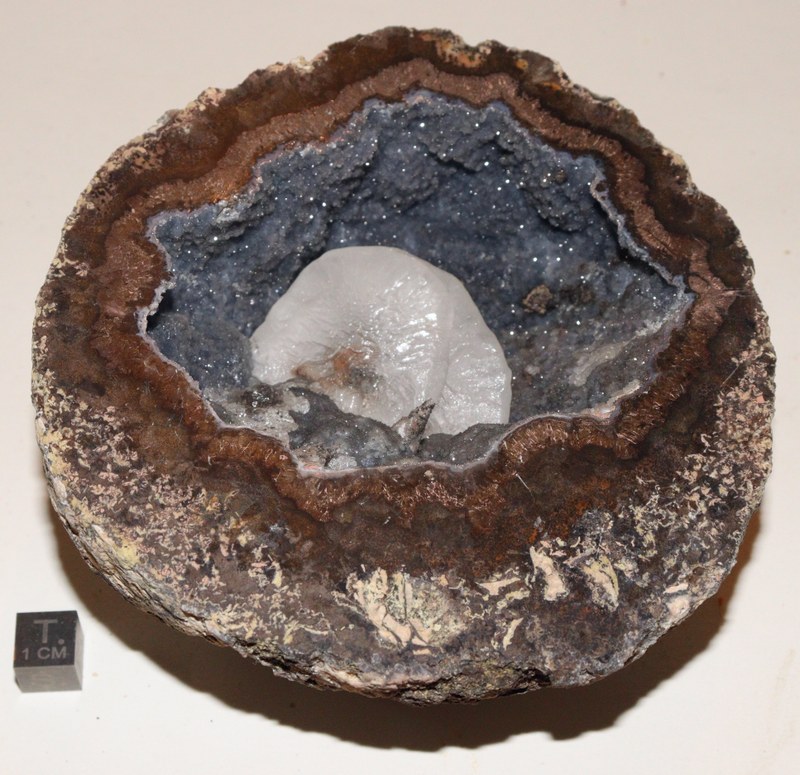 RG0924 Chalcedony Calcite.jpg