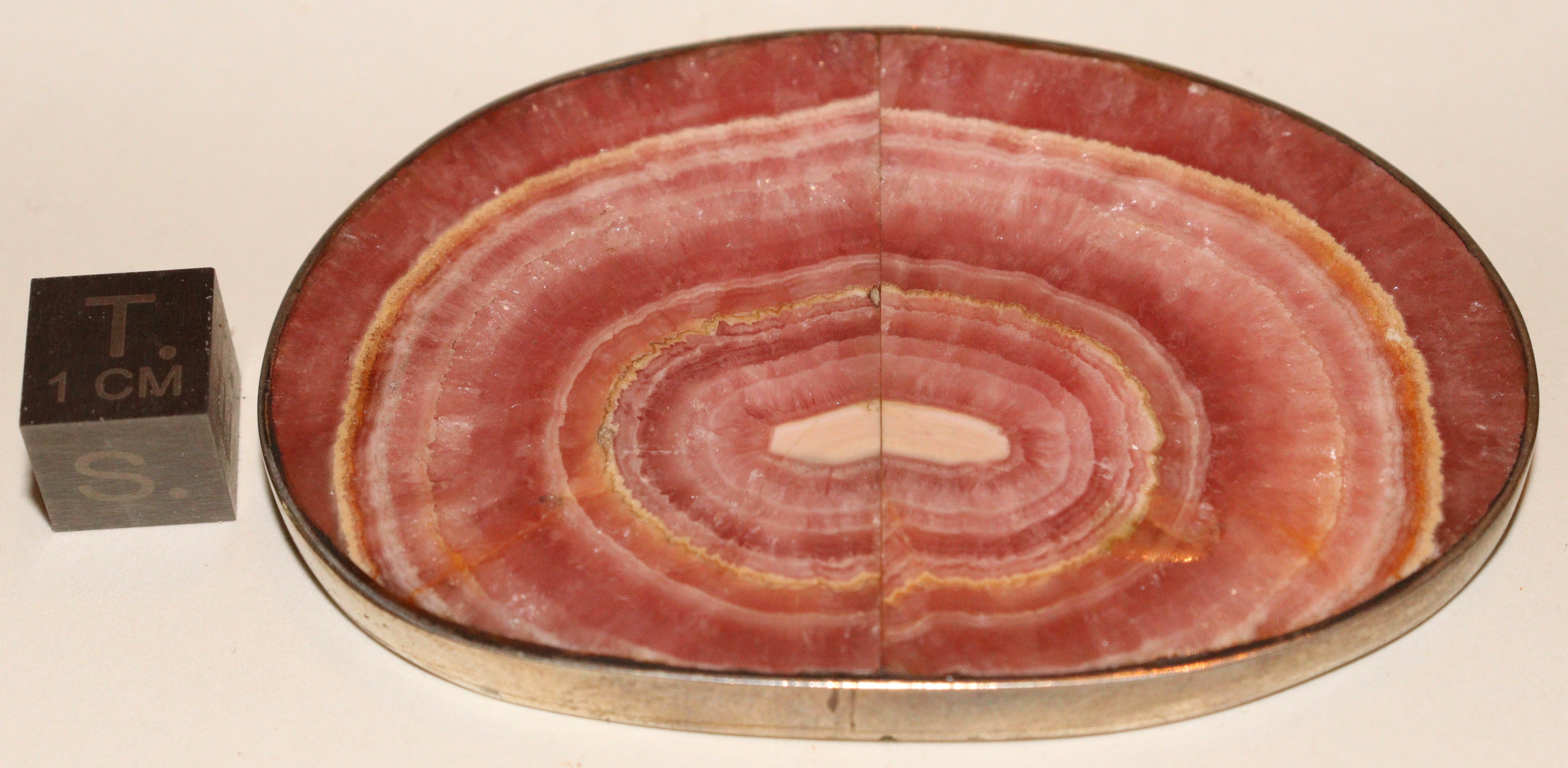 RG0930 Rhodochrosite.jpg