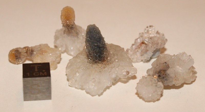 RG0943 Quartz Chalcedony.jpg