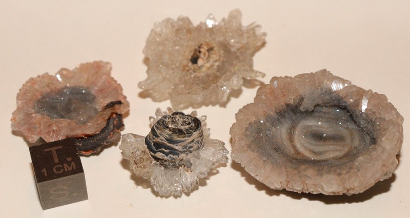 RG0944 Chalcedony Quartz.jpg