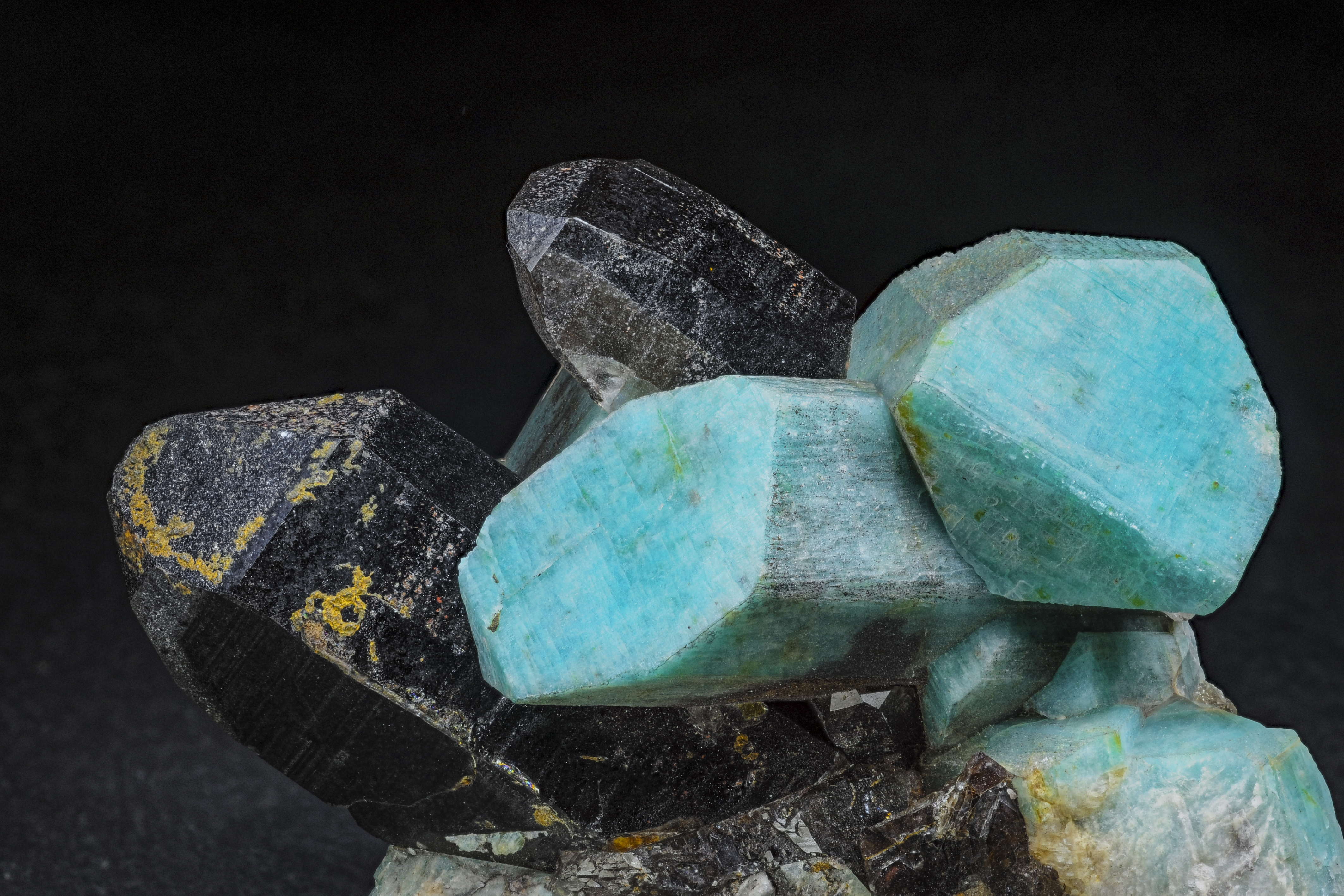 RG309 27715.amazonite on smoky quartz.jpg