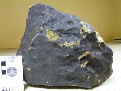 A12389 ASUKA meteorite 2 (2)