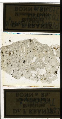 RR7785 Trachyt.jpg